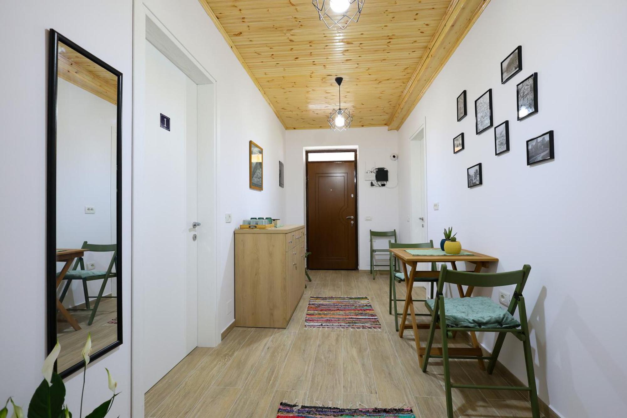 Hotel Vila Vreko B&B Berat Buitenkant foto