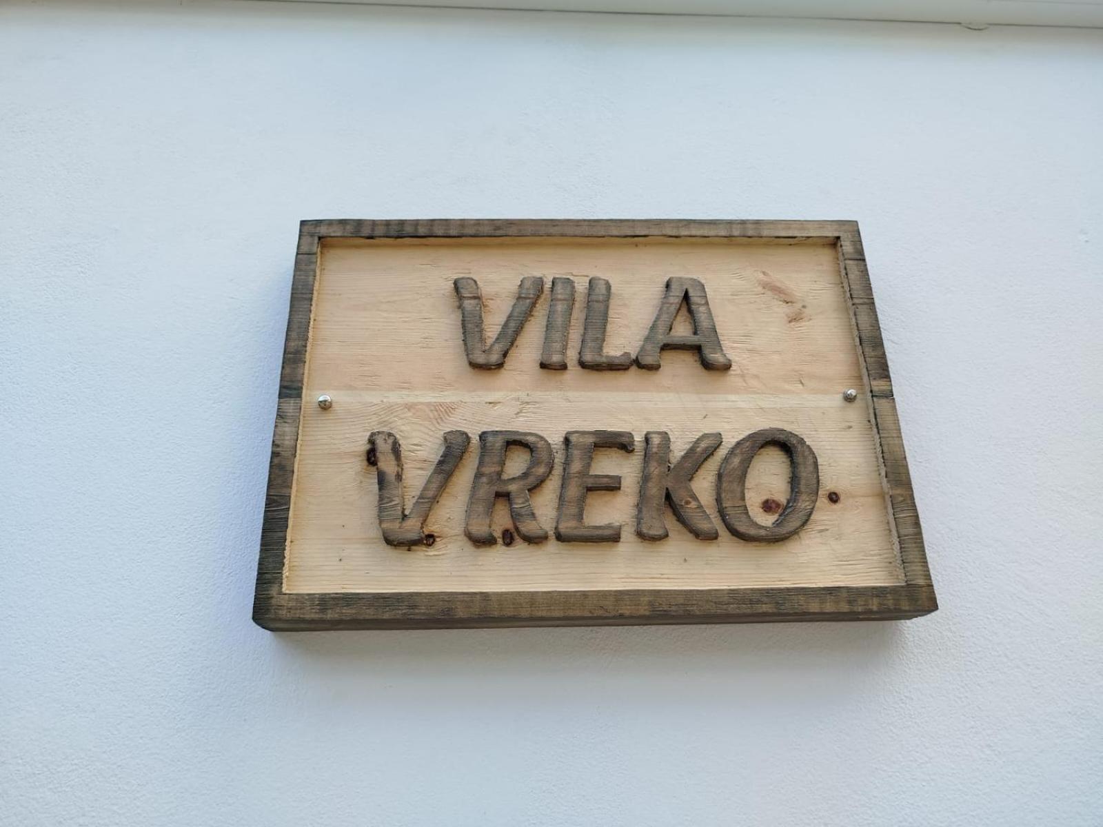 Hotel Vila Vreko B&B Berat Buitenkant foto